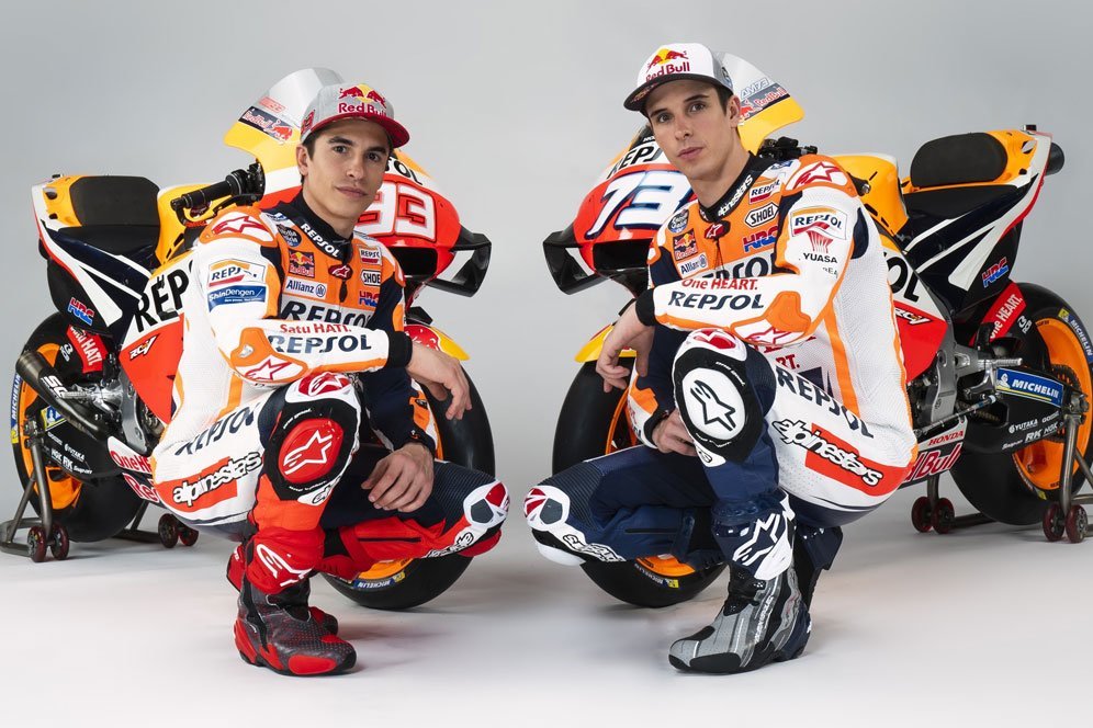 Galeri: 17 Kakak Beradik yang Sama-Sama Pernah Berlaga di MotoGP Galeri: 17 Kakak Beradik yang Sama-Sama Pernah Berlaga di MotoGP