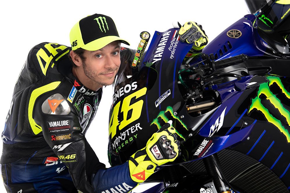 10 Momen Valentino Rossi yang Paling Diingat Mekaniknya 10 Momen Valentino Rossi yang Paling Diingat Mekaniknya