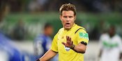 Mengenal Sosok Dr Felix Brych, Hakim di Dalam dan di Luar Lapangan Mengenal Sosok Dr Felix Brych, Hakim di Dalam dan di Luar Lapangan