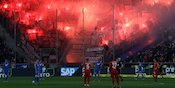 Hoffenheim vs Bayern Munchen: Pemain Ngobrol Santai di Lapangan, Pertandingan Bundesliga Teraneh? Hoffenheim vs Bayern Munchen: Pemain Ngobrol Santai di Lapangan, Pertandingan Bundesliga Teraneh?