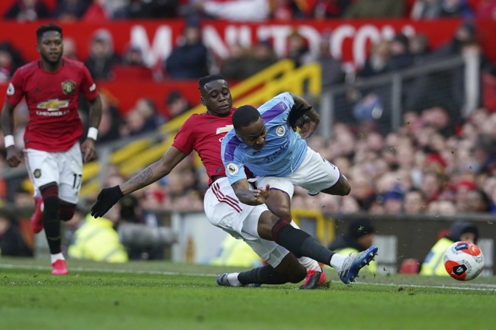 Aaron Wan-Bissaka: Spider Man Manchester United, Raja Tekel di Premier League