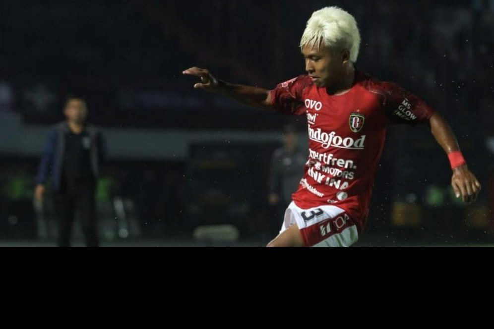 Rambut Nyentrik yang Jadi Senjata Rahasia Fahmi Al Ayyubi Rambut Nyentrik yang Jadi Senjata Rahasia Fahmi Al Ayyubi