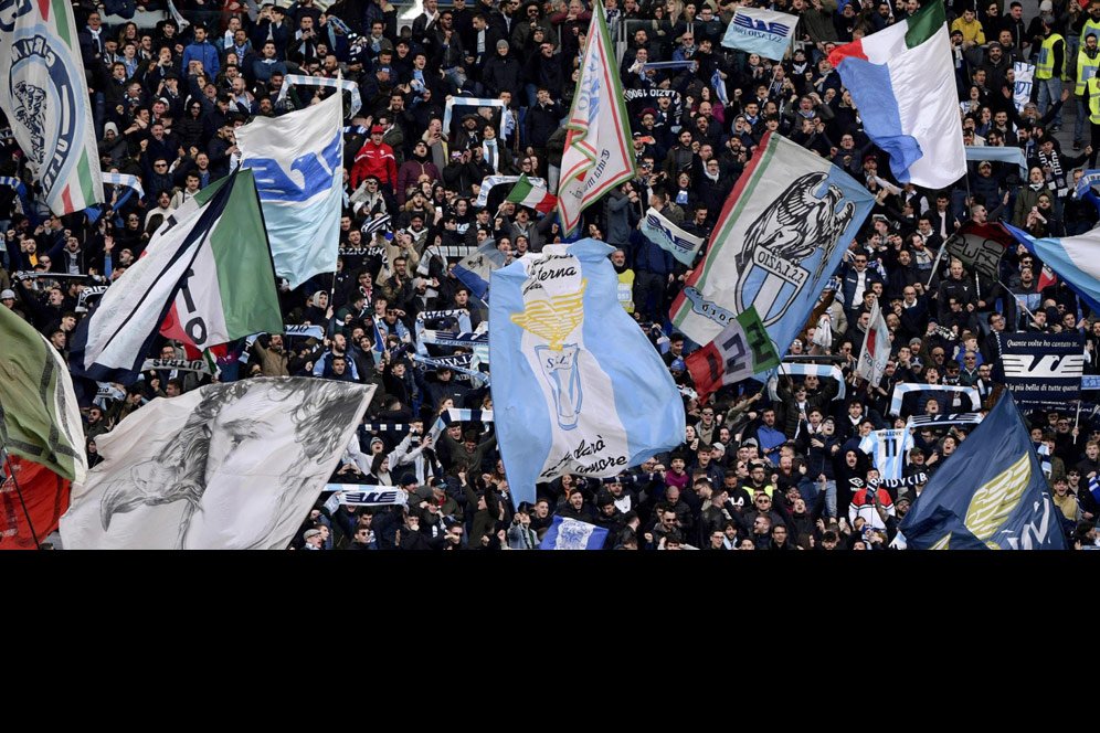 Klub, Pemain, Tifosi Serie A Bersatu di Tengah Krisis Corona Klub, Pemain, Tifosi Serie A Bersatu di Tengah Krisis Corona