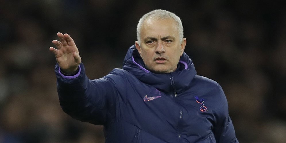 Manajer Tottenham Jose Mourinho. (c) AP Photo
