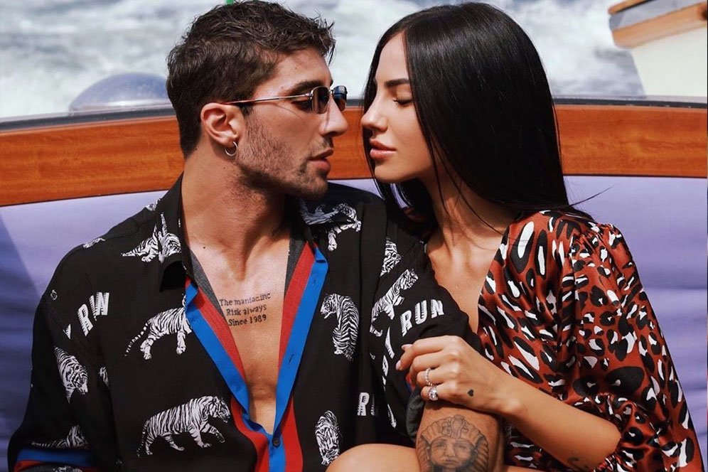 Giulia de Lellis, Influencer Cantik yang Dampingi Andrea Iannone Selama Kena Kasus Doping Giulia de Lellis, Influencer Cantik yang Dampingi Andrea Iannone Selama Kena Kasus Doping