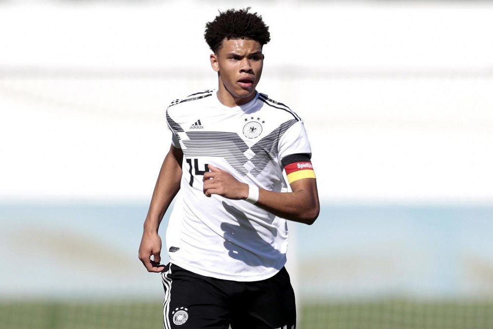Chelsea Bidik Kapten Timnas Jerman U-16, Nnamdi Collins