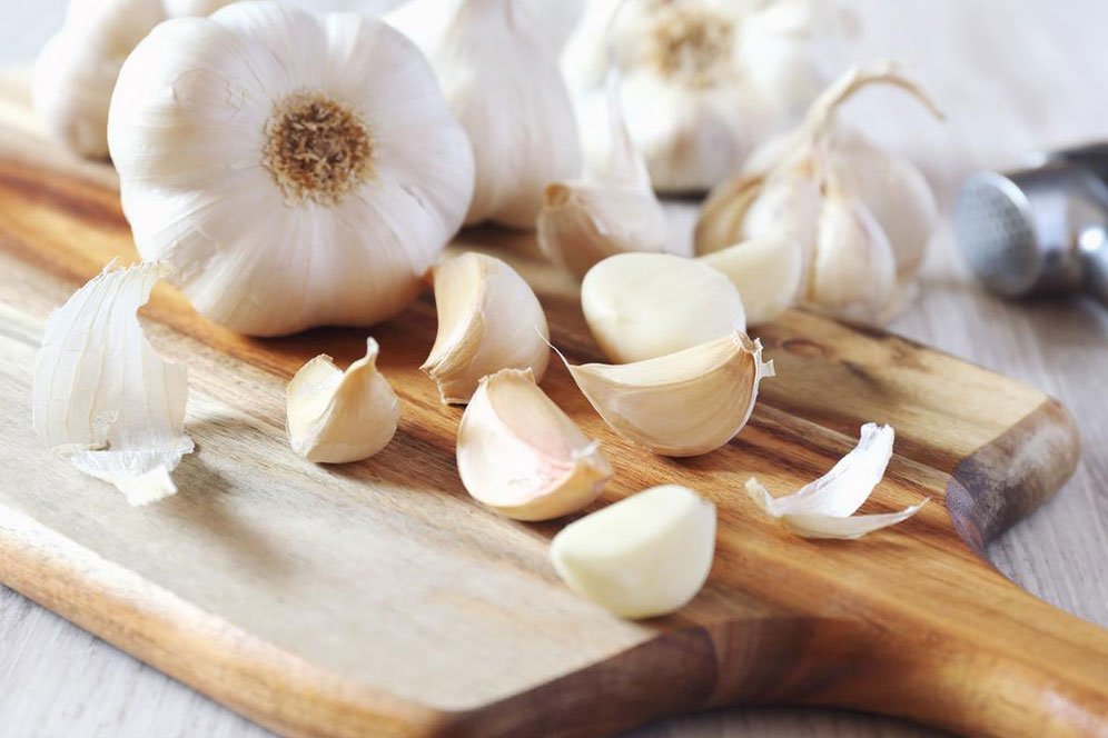 Ragam Manfaat Bawang Putih untuk Kesehatan, Baik untuk Kulit dan Rambut Ragam Manfaat Bawang Putih untuk Kesehatan, Baik untuk Kulit dan Rambut
