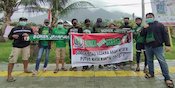 Solidaritas Bonek Jayapura, Bagi Sembako dan Masker Lawan COVID-19 Solidaritas Bonek Jayapura, Bagi Sembako dan Masker Lawan COVID-19