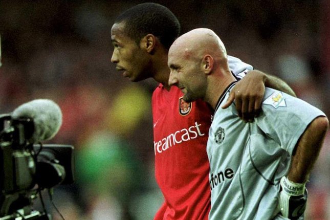 5. Thierry Henry (12 Gol) 5. Thierry Henry (12 Gol)