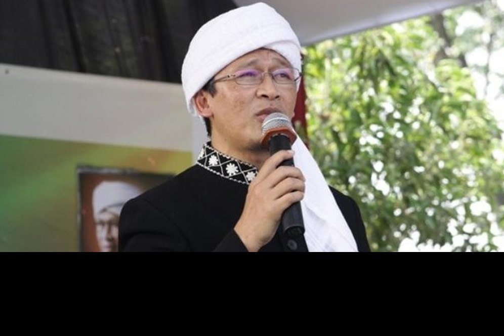 25 Kata-Kata Bijak Aa Gym, Ringan dan Mendalam 25 Kata-Kata Bijak Aa Gym, Ringan dan Mendalam