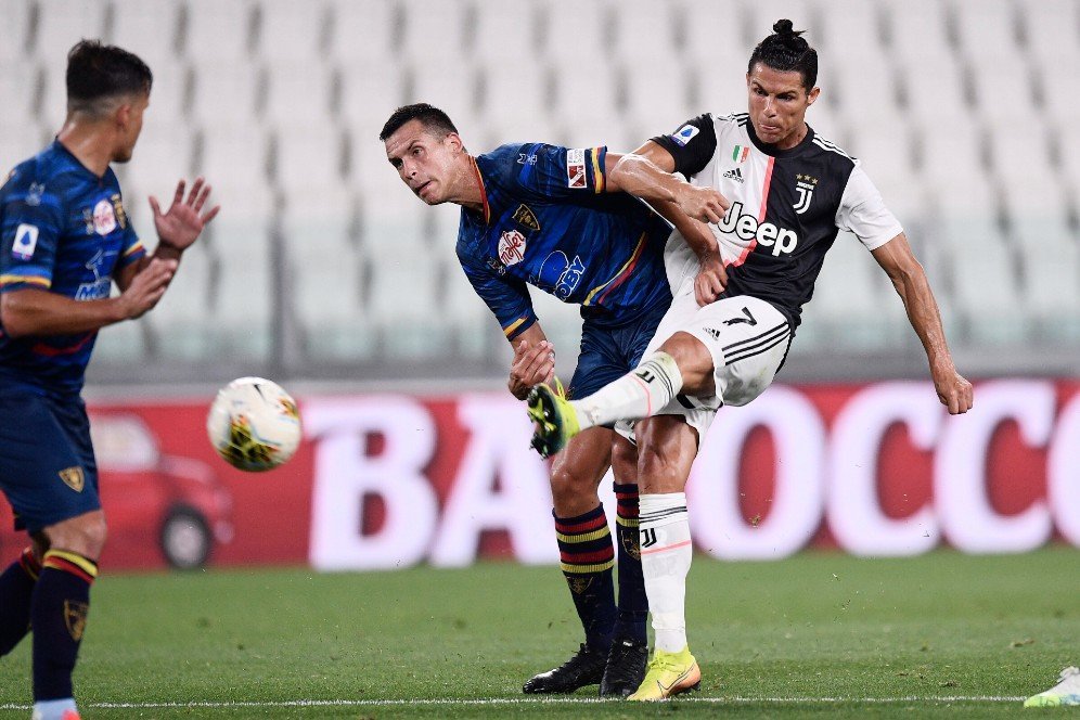 Hasil Pertandingan Juventus vs Lecce: Skor 4-0 Hasil Pertandingan Juventus vs Lecce: Skor 4-0