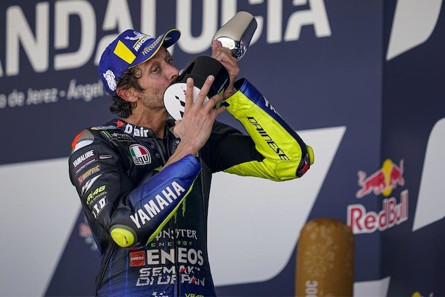 Pro #1: Valentino Rossi Ikon Yamaha