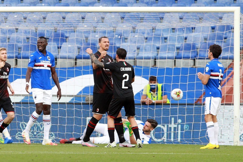 Tua dan Berbahaya: Zlatan Ibrahimovic Bikin Rekor Gol untuk AC Milan dan Inter Milan Tua dan Berbahaya: Zlatan Ibrahimovic Bikin Rekor Gol untuk AC Milan dan Inter Milan