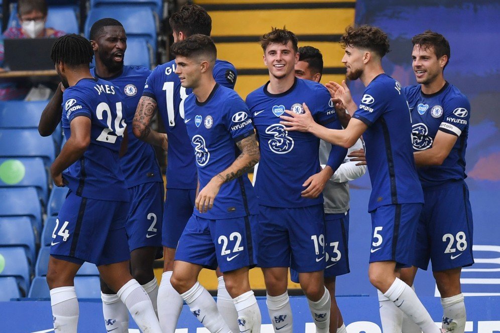 Resmi, Chelsea Rekrut 'New Virgil Van Dijk' dari Barcelona