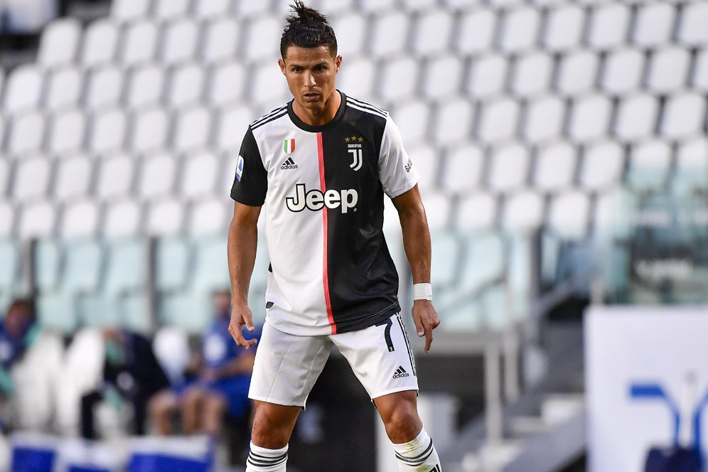 Gaji Pemain Juventus: Gaji Cristiano Ronaldo Setahun Bisa Bayar Juan Cuadrado hingga 6 Tahun! Gaji Pemain Juventus: Gaji Cristiano Ronaldo Setahun Bisa Bayar Juan Cuadrado hingga 6 Tahun!