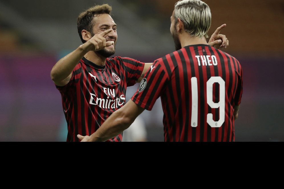 Girangnya Hakan Calhanoglu Lihat AC Milan Bantai Bologna Girangnya Hakan Calhanoglu Lihat AC Milan Bantai Bologna