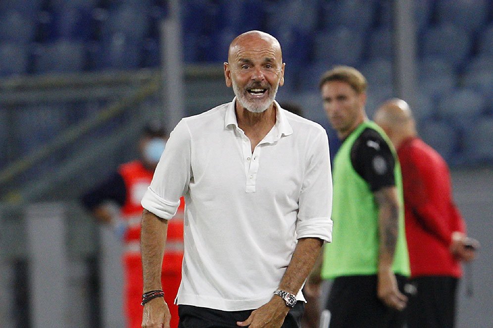 Batal Rekrut Ralf Rangnick, AC Milan Resmi Perpanjang Kontrak Stefano Pioli Batal Rekrut Ralf Rangnick, AC Milan Resmi Perpanjang Kontrak Stefano Pioli