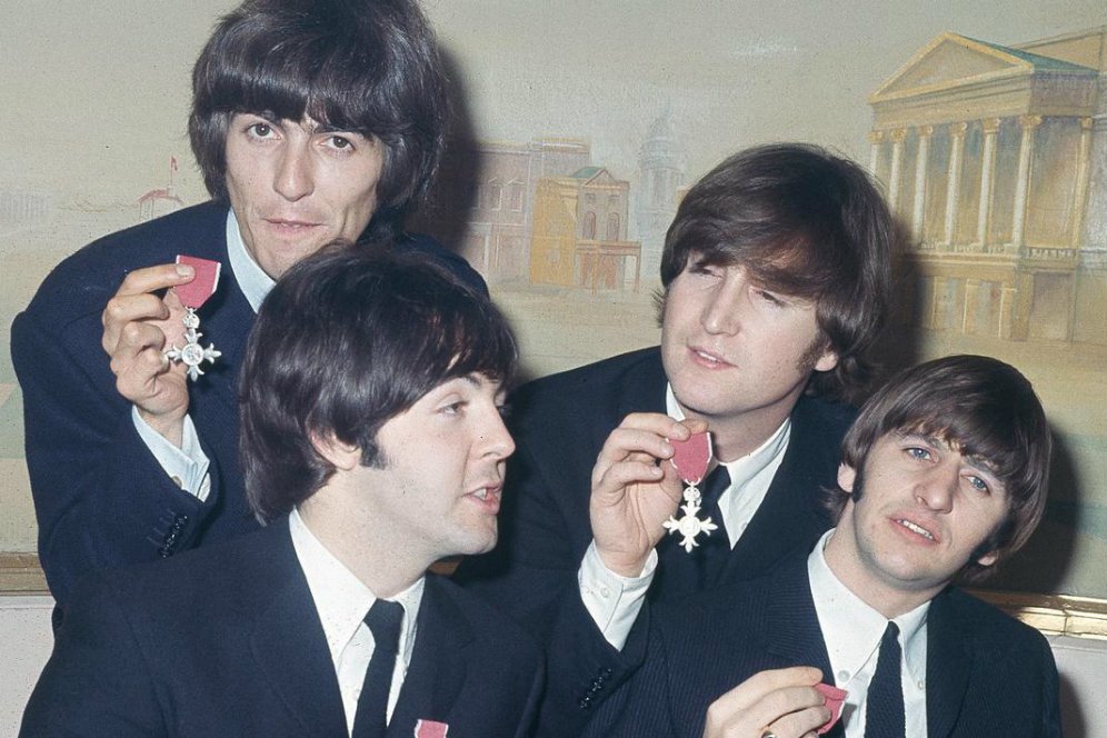 Lirik Lagu Let It Be - The Beatles Lirik Lagu Let It Be - The Beatles