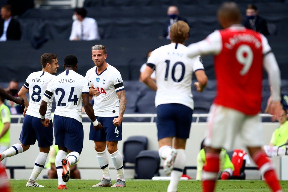 Hasil Pertandingan Tottenham vs Arsenal: Skor 2-1 Hasil Pertandingan Tottenham vs Arsenal: Skor 2-1