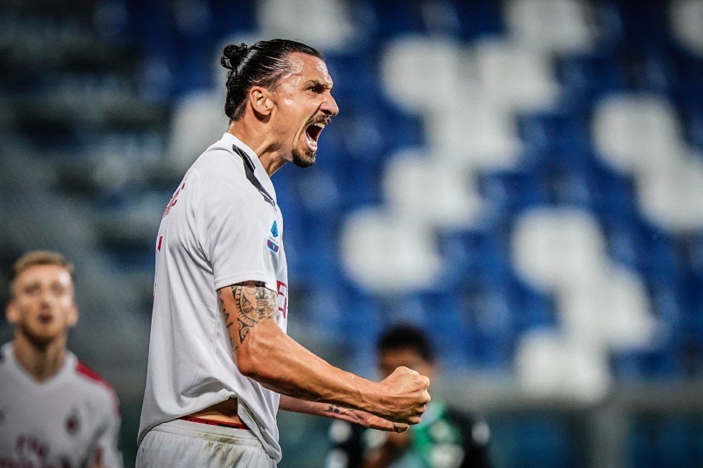Masih Krusial, Stefano Pioli Minta AC Milan Pertahankan Zlatan Ibrahimovic Masih Krusial, Stefano Pioli Minta AC Milan Pertahankan Zlatan Ibrahimovic