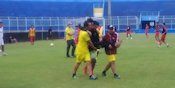 Latihan Perdana, Dua Penggawa Arema FC Tumbang Latihan Perdana, Dua Penggawa Arema FC Tumbang