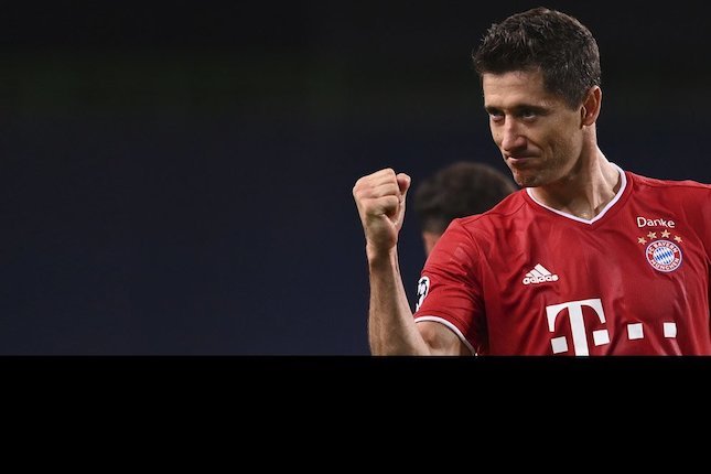 Robert Lewandowski vs Mats Hummels Robert Lewandowski vs Mats Hummels