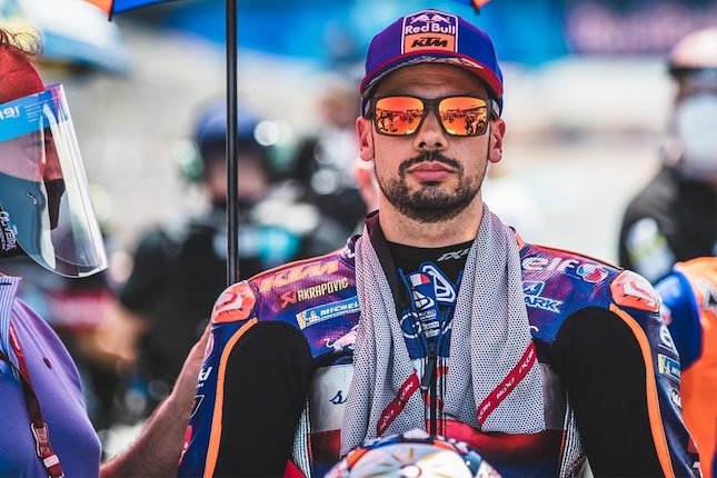 Oliveira Kendarai Motor yang Dikembangkan Espargaro Oliveira Kendarai Motor yang Dikembangkan Espargaro