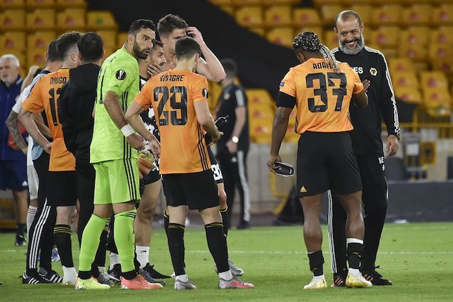 2. Wolverhampton Wanderers 2. Wolverhampton Wanderers