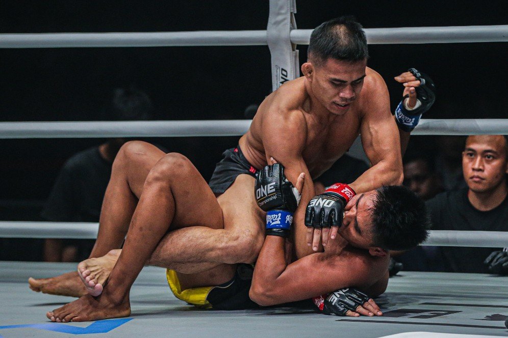 Laga yang Wajib Ditonton Eko Roni Saputra di ONE: NO SURRENDER III Laga yang Wajib Ditonton Eko Roni Saputra di ONE: NO SURRENDER III