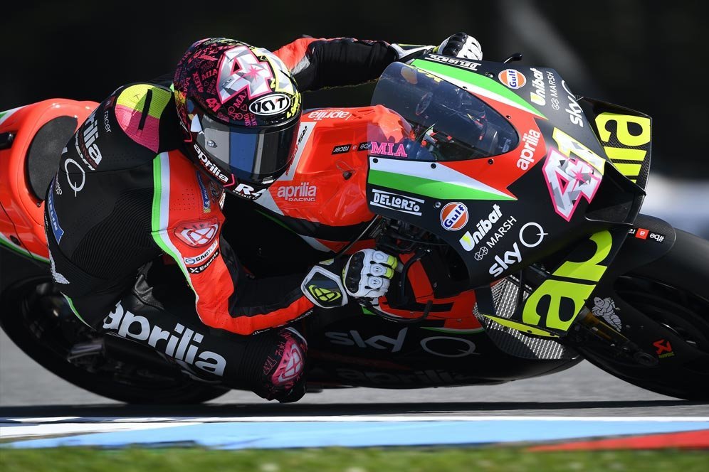 Aleix Espargaro: Aprilia 54 Kali Juara Dunia, Harusnya Bisa Sekuat KTM Aleix Espargaro: Aprilia 54 Kali Juara Dunia, Harusnya Bisa Sekuat KTM