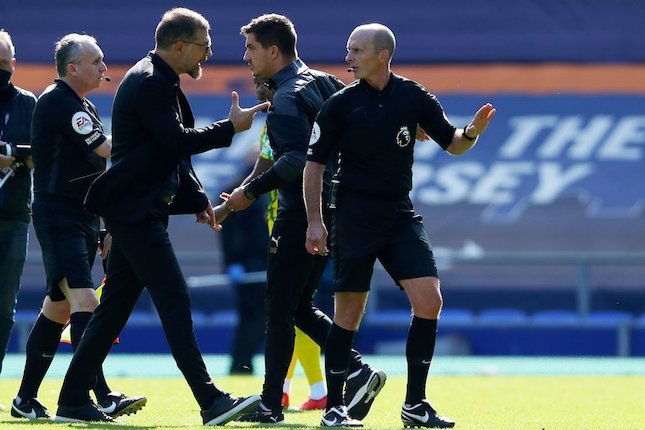 Berargumen dengan Slaven Bilic