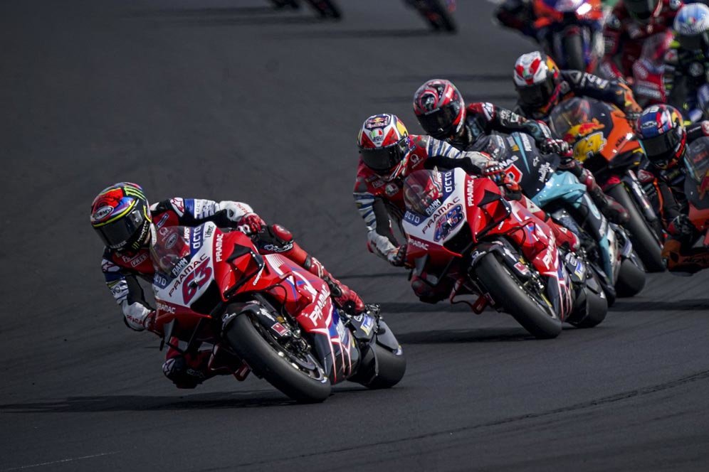 Janggal, Pecco Bagnaia-Jack Miller Kompak Gagal Finis Akibat Plastik Visor Helm Janggal, Pecco Bagnaia-Jack Miller Kompak Gagal Finis Akibat Plastik Visor Helm