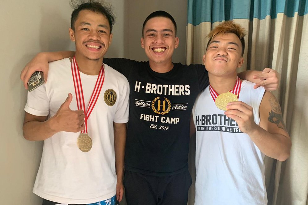 Dua Petarung Raih Kemenangan Meyakinkan di One Pride MMA Dua Petarung Raih Kemenangan Meyakinkan di One Pride MMA