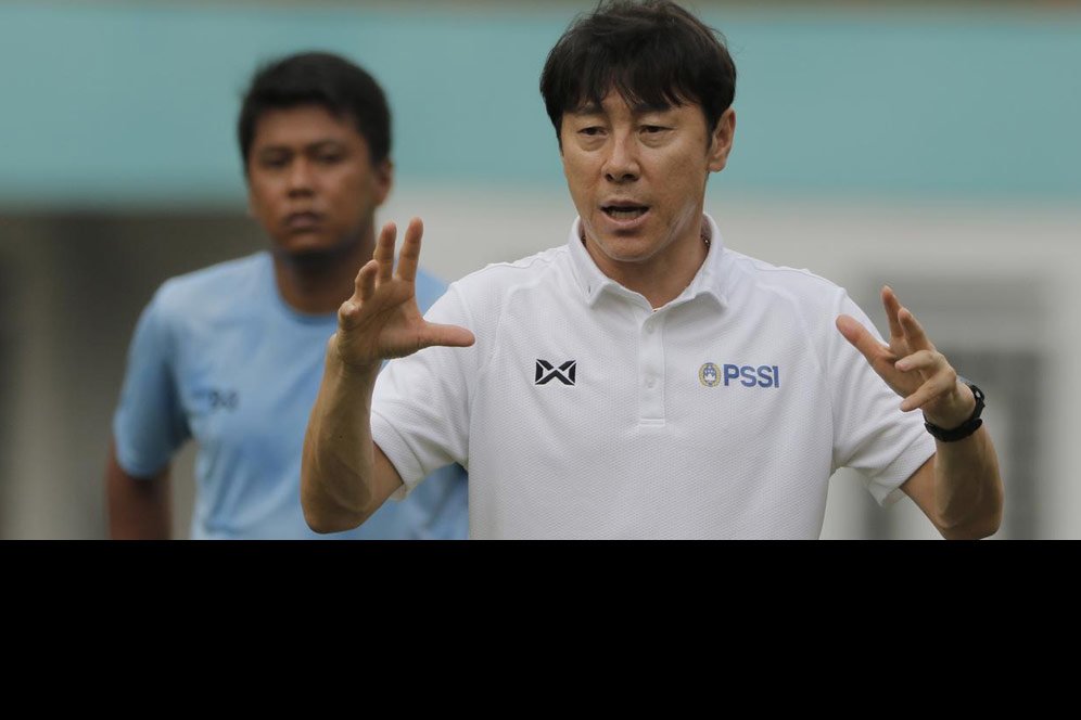 Shin Tae-yong Jadi Salah Satu Penerima Vaksin COVID-19 di Indonesia