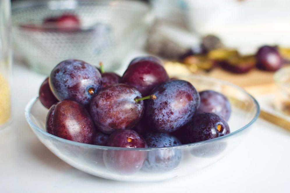 Kumpulan Manfaat Buah Plum bagi Kecantikan, Bikin Awet Muda Kumpulan Manfaat Buah Plum bagi Kecantikan, Bikin Awet Muda