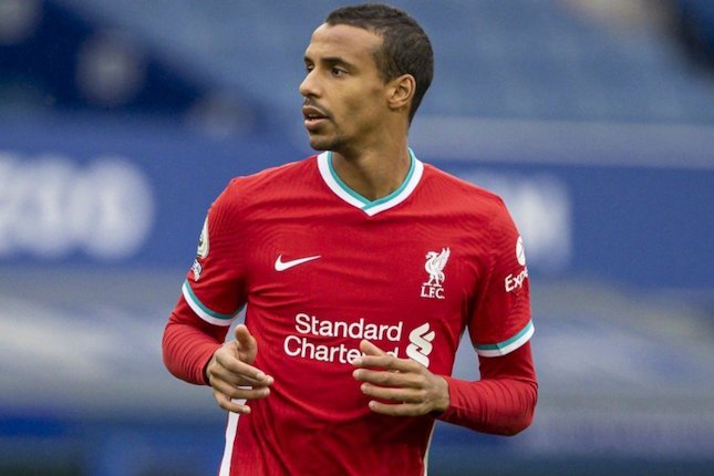 Bek Tengah - Joel Matip