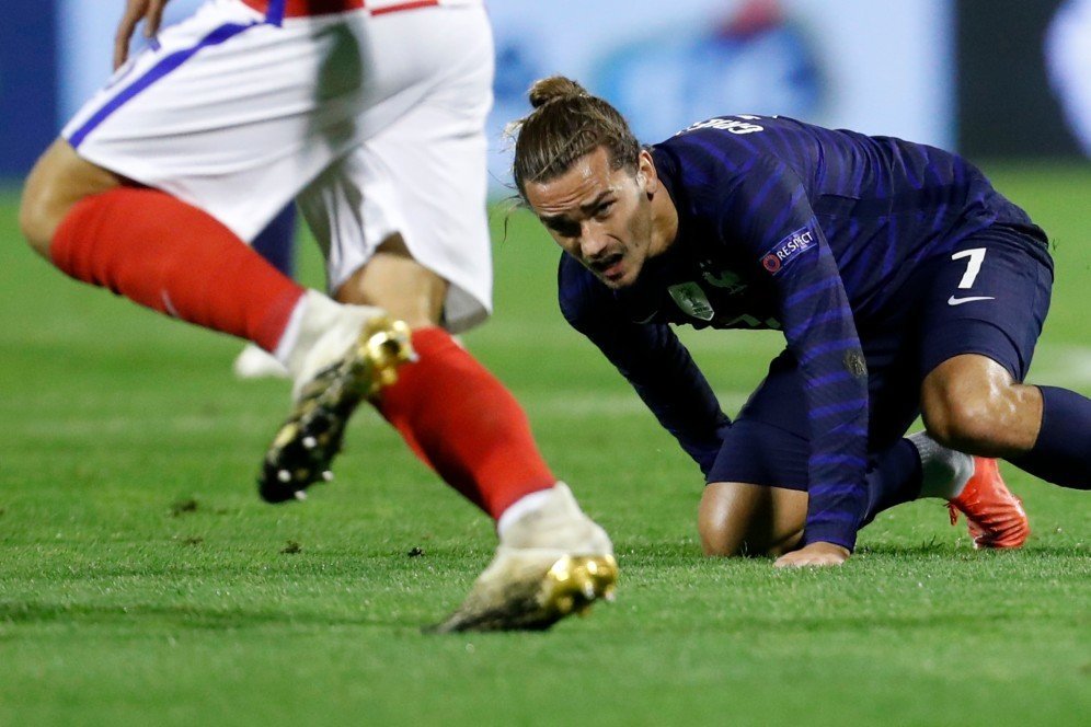 Antoine Griezmann Puji Didier Deschamps Terkait Posisi, Singgung Ronald Koeman Juga? Antoine Griezmann Puji Didier Deschamps Terkait Posisi, Singgung Ronald Koeman Juga?