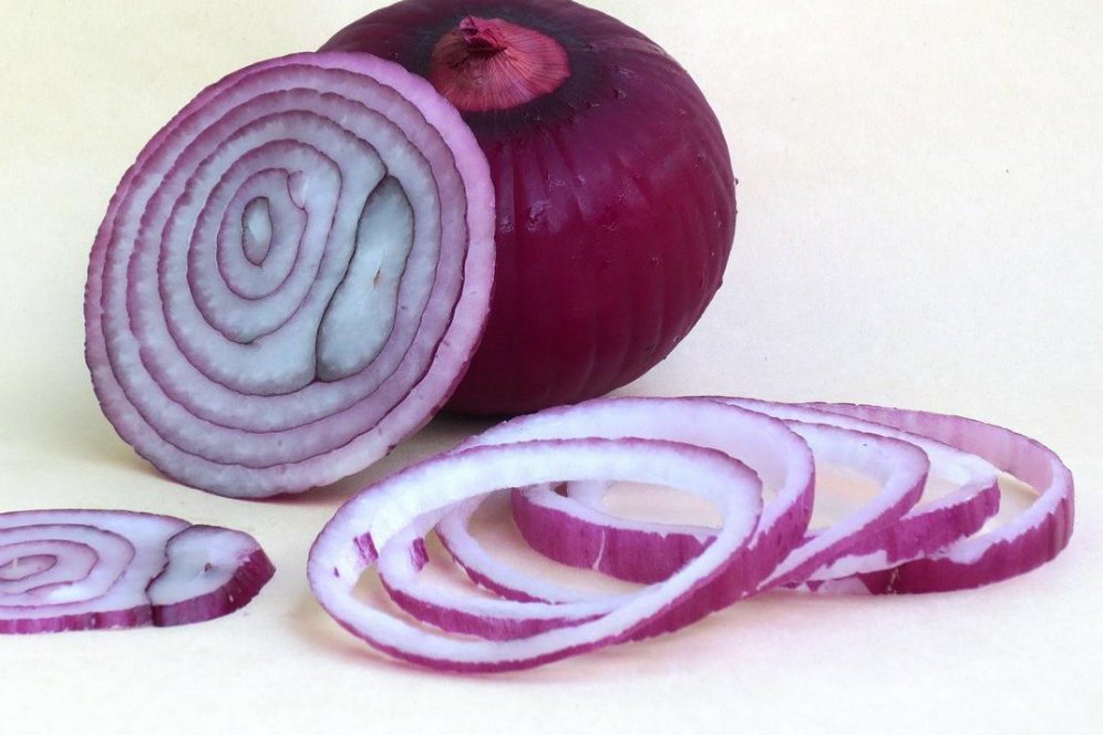 Tak Sekadar Jadi Bumbu Dapur, Ini Ragam Khasiat Bawang Merah untuk Kesehatan Tak Sekadar Jadi Bumbu Dapur, Ini Ragam Khasiat Bawang Merah untuk Kesehatan