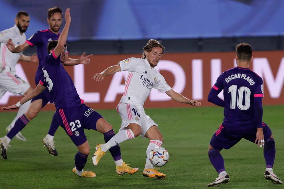 Luka Modric Bakal Kembali ke Tottenham?