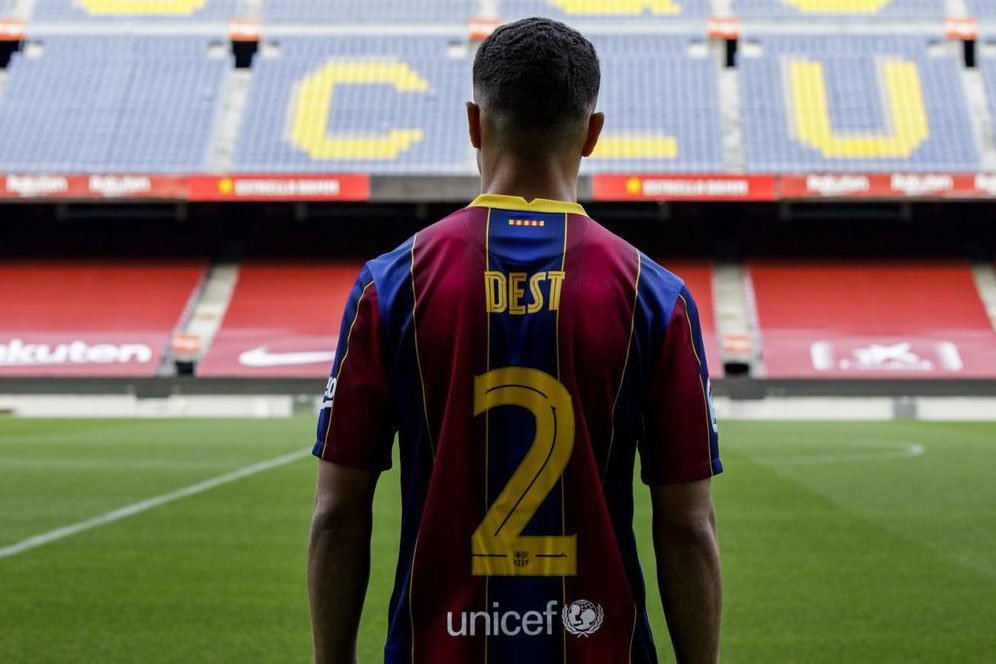 Penampakan Formasi Bercelona Dengan Hadirnya Sergino Dest Penampakan Formasi Bercelona Dengan Hadirnya Sergino Dest