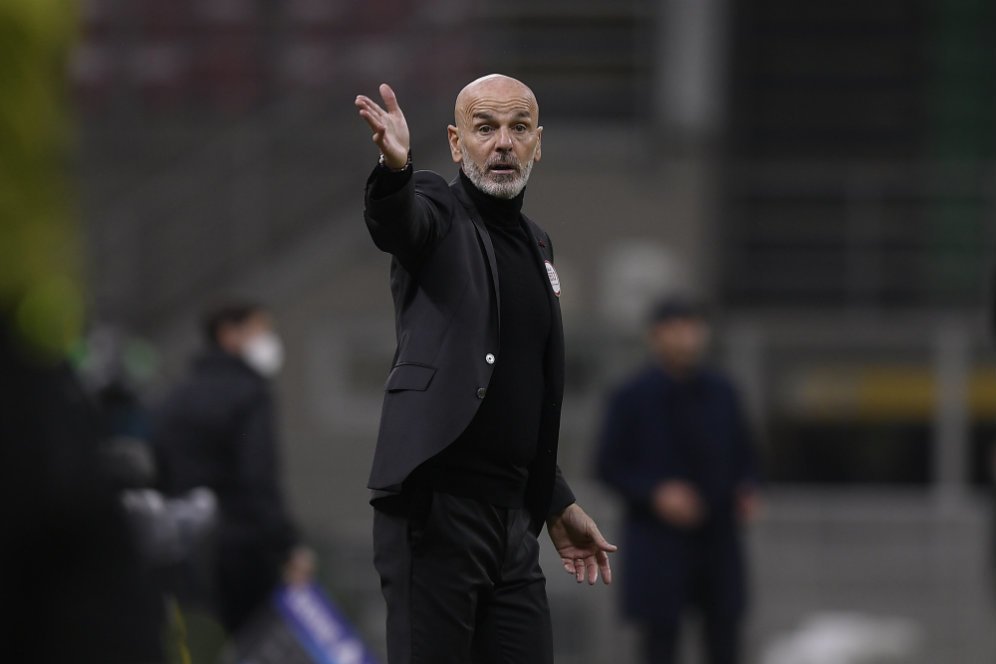 Performa AC Milan Terus Merosot, Nasib Stefano Pioli di Ujung Tanduk Performa AC Milan Terus Merosot, Nasib Stefano Pioli di Ujung Tanduk