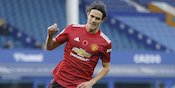 Tepis Rumor Tidak Betah, Edinson Cavani Bangga Bisa Perkuat Manchester United