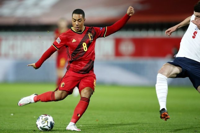 Gelandang Bertahan - Youri Tielemans Gelandang Bertahan - Youri Tielemans
