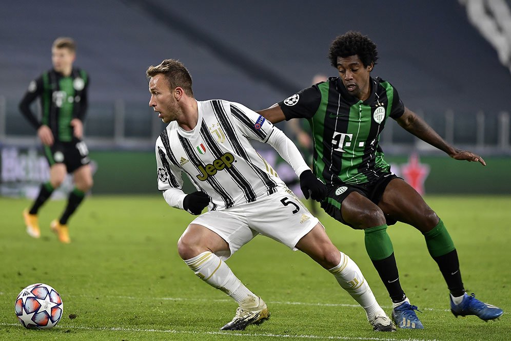 Perbedaan Cristiano Ronaldo dan Lionel Messi Versi Arthur Melo