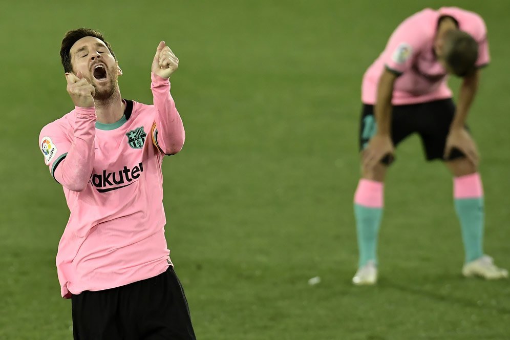 Wah, Quique Setien Tidak Seharusnya Bongkar Sisi Buruk Lionel Messi Wah, Quique Setien Tidak Seharusnya Bongkar Sisi Buruk Lionel Messi