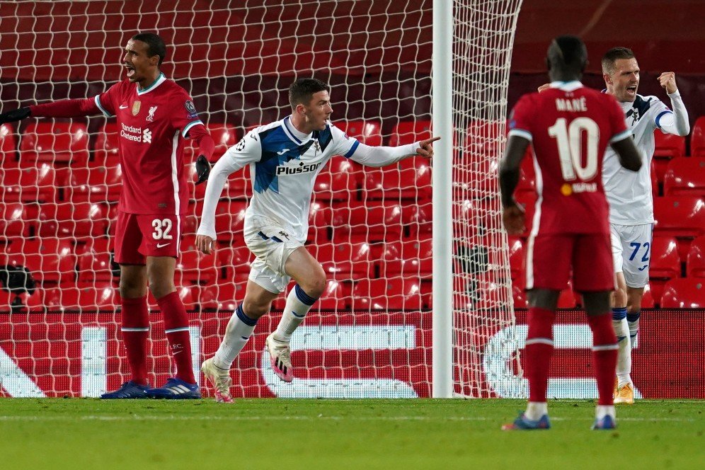 Kalah dari Atalanta, Owen: Ini Permainan Terburuk Liverpool! Kalah dari Atalanta, Owen: Ini Permainan Terburuk Liverpool!