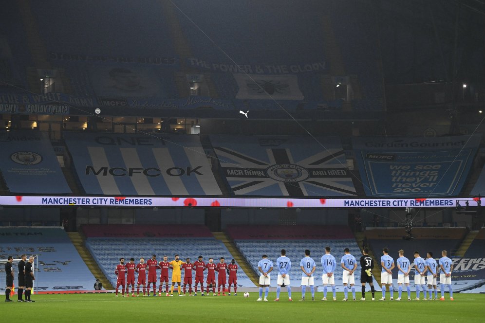 Mulai Desember, Fans Inggris Akhinya Bisa Tonton Laga Premier League Langsung di Stadion Mulai Desember, Fans Inggris Akhinya Bisa Tonton Laga Premier League Langsung di Stadion