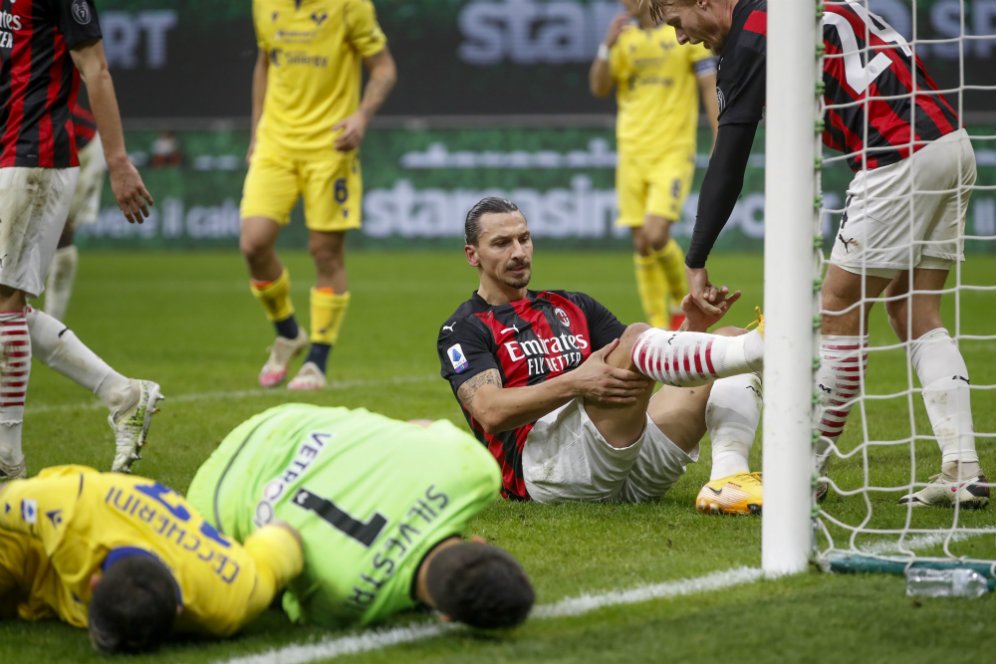 Aksi Heroik Kiper Hellas Verona ke Ibrahimovic: Eksekusi Penalti Terakhirmu Gagal kan? Aksi Heroik Kiper Hellas Verona ke Ibrahimovic: Eksekusi Penalti Terakhirmu Gagal kan?