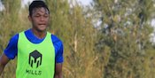 Sebelum Bertolak ke Dubai, Penggawa Timnas Indonesia Minta Doa Restu Orang Tua Sebelum Bertolak ke Dubai, Penggawa Timnas Indonesia Minta Doa Restu Orang Tua