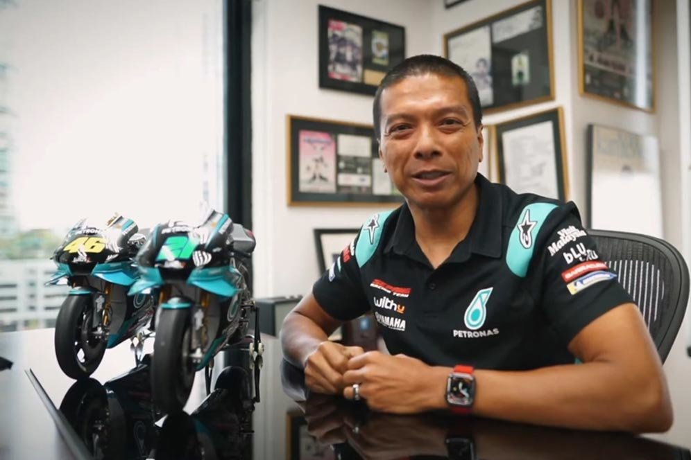 Razlan Razali Minta Maaf atas Carut Marut Pemberitaan Perpisahan dengan Petronas Razlan Razali Minta Maaf atas Carut Marut Pemberitaan Perpisahan dengan Petronas